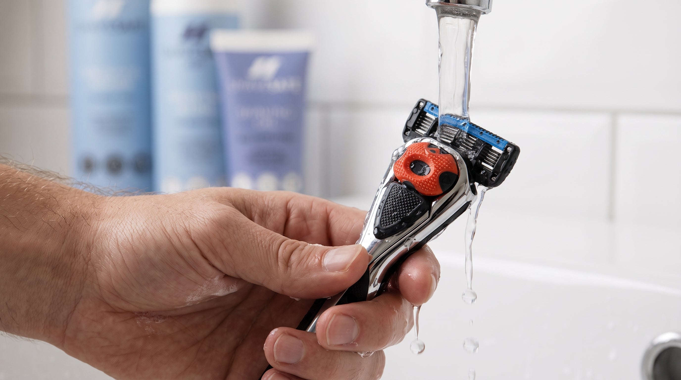 Skraber til bikinilinjen fra ShaveSafe. AI-genereret billede.