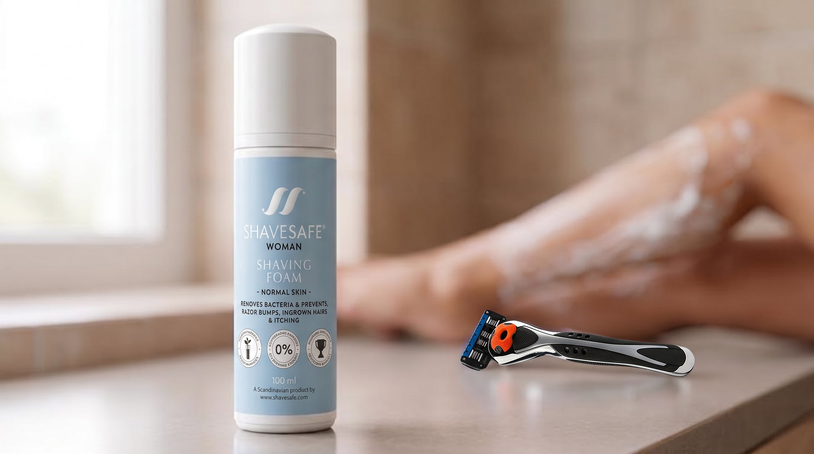Intim trimmer eller ShaveSafe skraber til kvinder. AI-genereret billede.